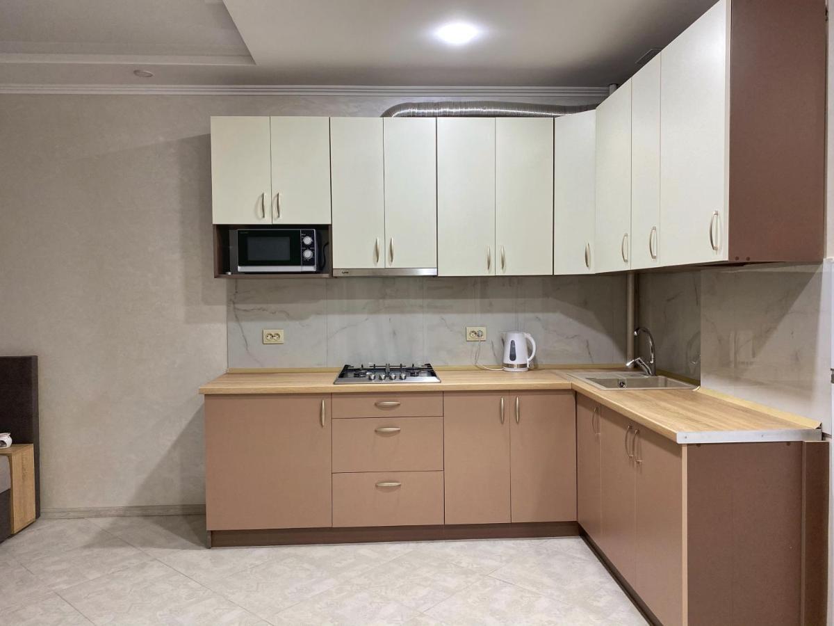 Apartment In Khmelnytsky Street 리비프 외부 사진