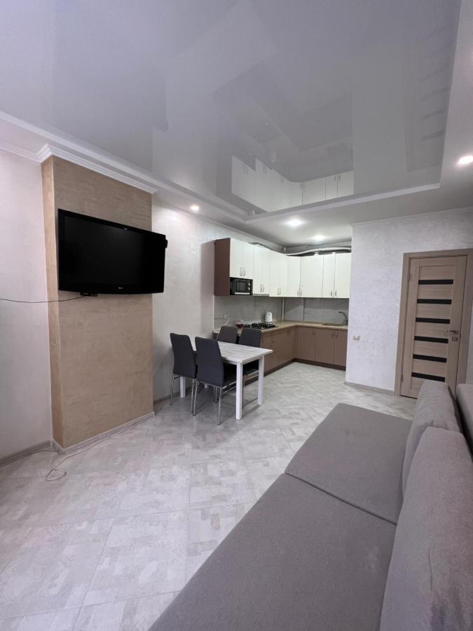 Apartment In Khmelnytsky Street 리비프 외부 사진